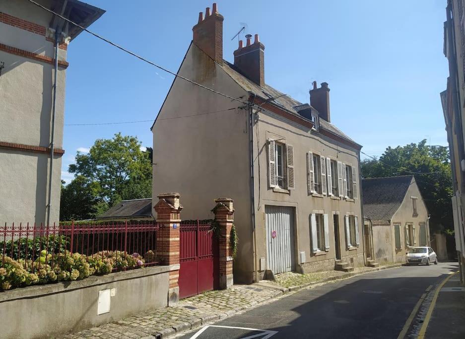 O Bulles De Loire, Châteauneuf-sur-Loire Exterior photo